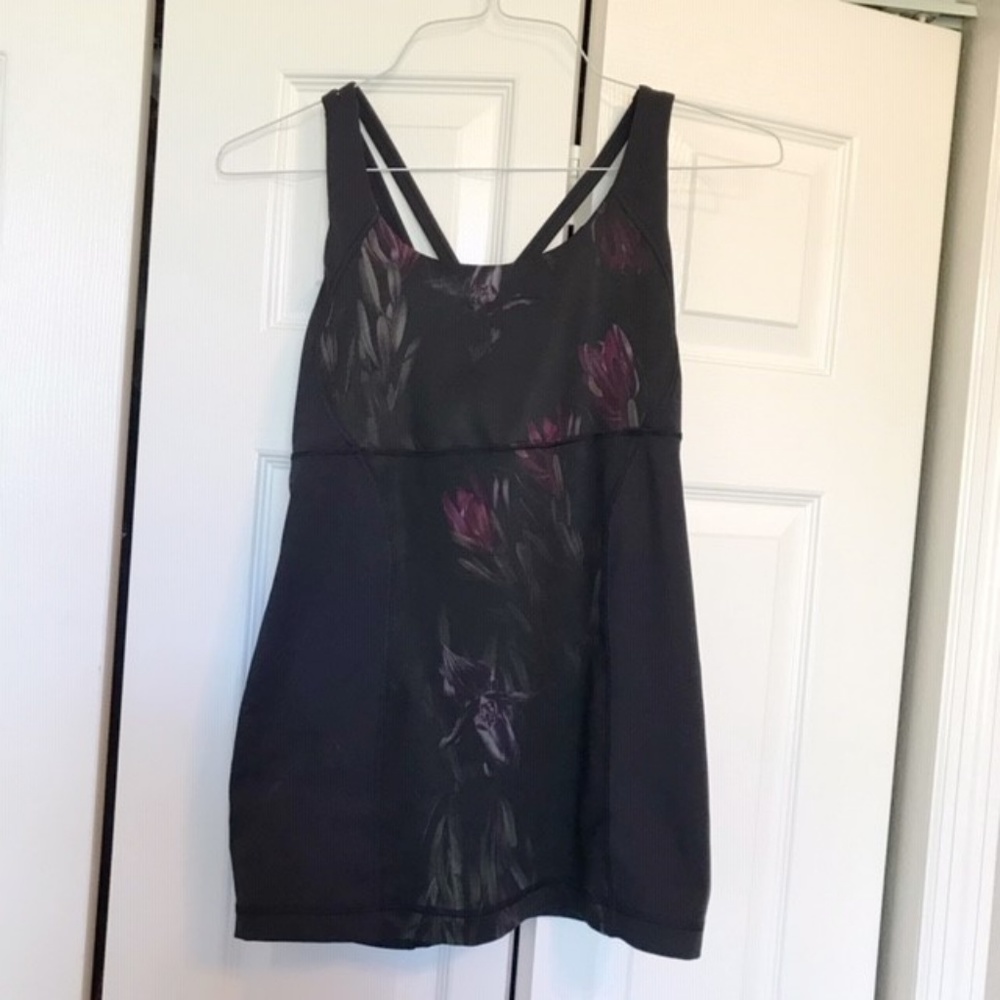 Lululemon Cross Back Tank Sz 6